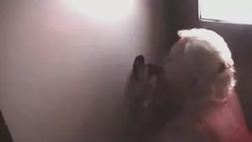 ביץ' ביוטי רוכב על בוב מצלמות סקס לייב גדול