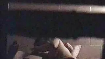 הקונדס סטברו גמור על הכוס של צאט פורנו בשידור חי סטפסיס