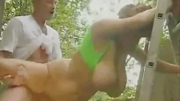 itsPOV: עיסוי הופך לפאקינג חג עם מצלמות צאט חי Zazie Skymm, Ginebra Bellucci ורנטה פוקס בפורנו-HD