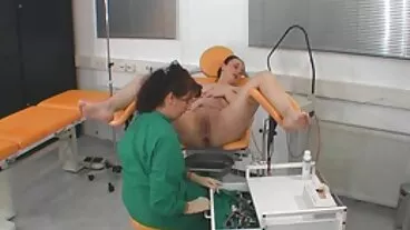 אשת גביע גרושה רוצה 69 הרפתקאות של צאט סקס חינם BBC