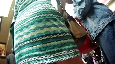 מדען פרווי מזיין את אמו ואחותו סקס בלייב מין חינם
