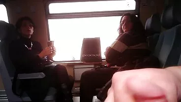 מלכי ריאליטי: תופסים את התחת מצלמות סקס חינם של טרו קאיט בחדר הכושר בפורנו-HD