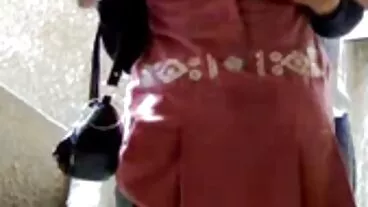 לבני נוער קלאסי יש הרפתקה מינית על מצלמות סקס חינם החוף