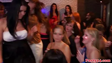 לייסי הג'ינג'ית רוצה להביא תינוק! צאט פורנו בשידור חי :O