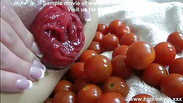 MILF חמוד צאט פורנו חינם עם חברתה המתבגרת שניהם מתבאסים