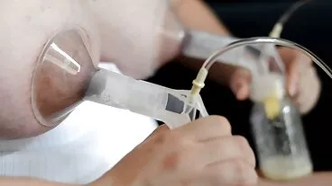 המאסטר מצלמות סקס חיות בריבוי משימות אלכסיס היא עקרת בית ראויה!